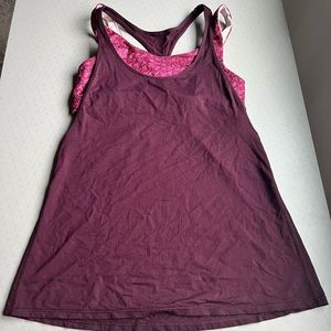 Lululemon tank with bra size 6